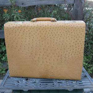 GENUINE OSTRICH SKIN FULL QUILL - HARD BRIEFCASE